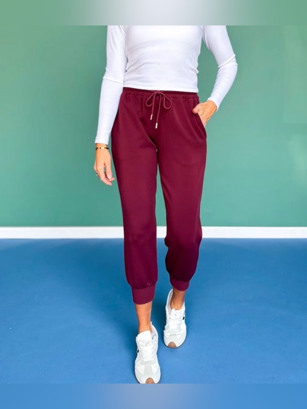 NWT Women's Mulberry Scuba Crew Neck in SCUBA Best Fabric Ever - Picture 2 of 2